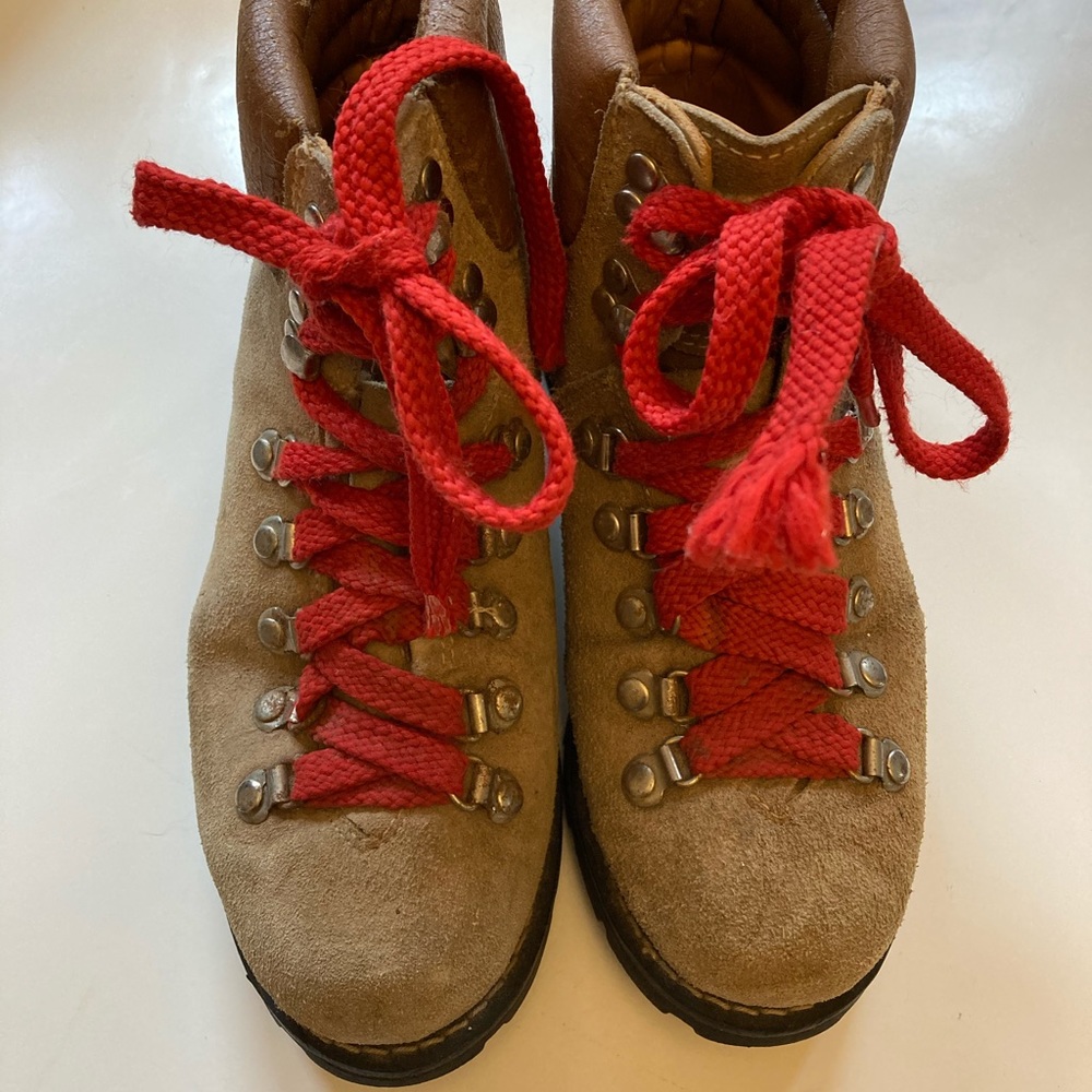 Vintage Gorilla Hiking Boots